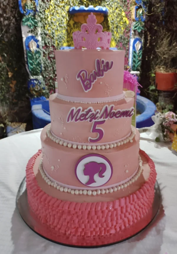 Pastel de Barbie para 200 personas